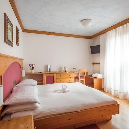 Hotel St. Raphael Madonna Dış mekan fotoğraf