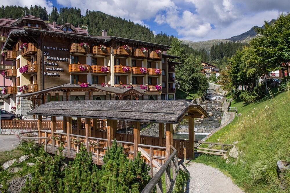 Hotel St. Raphael Madonna Dış mekan fotoğraf