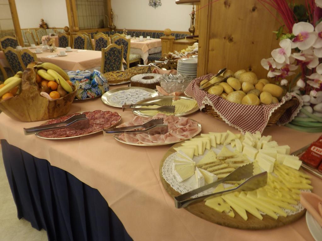 Hotel St. Raphael Madonna Dış mekan fotoğraf