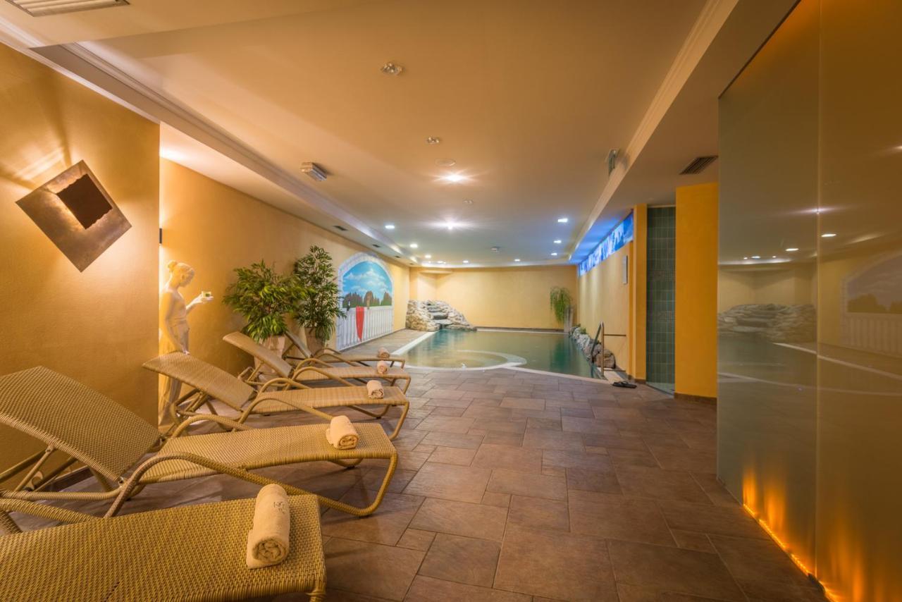 Hotel St. Raphael Madonna Dış mekan fotoğraf